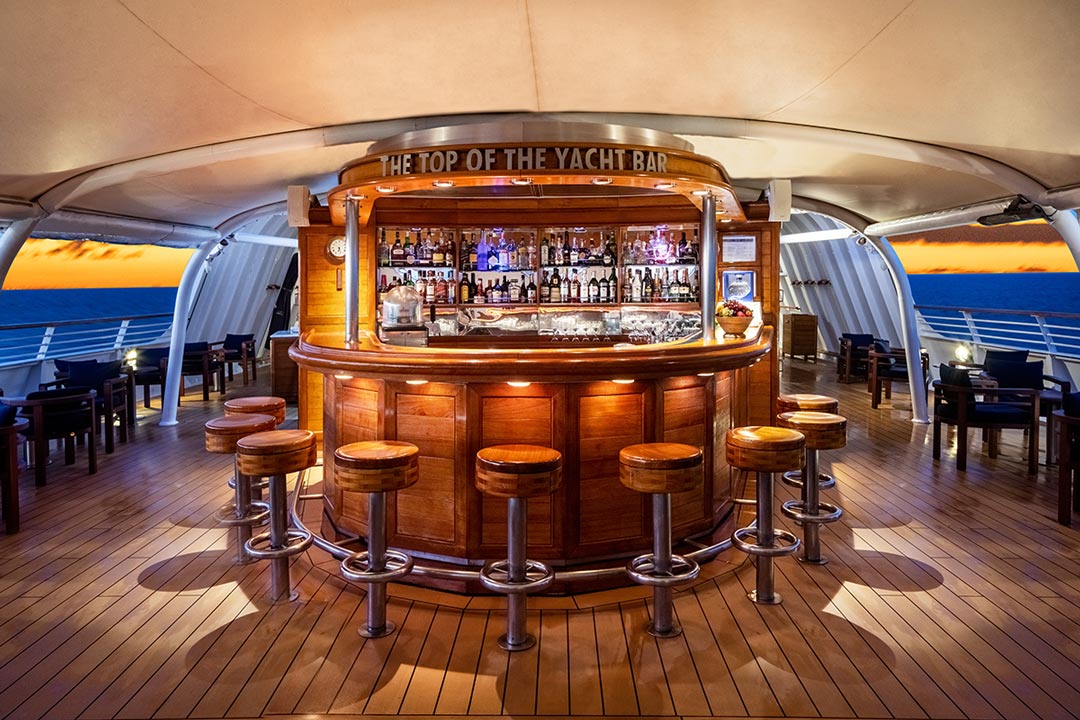 Top of the Yacht Bar